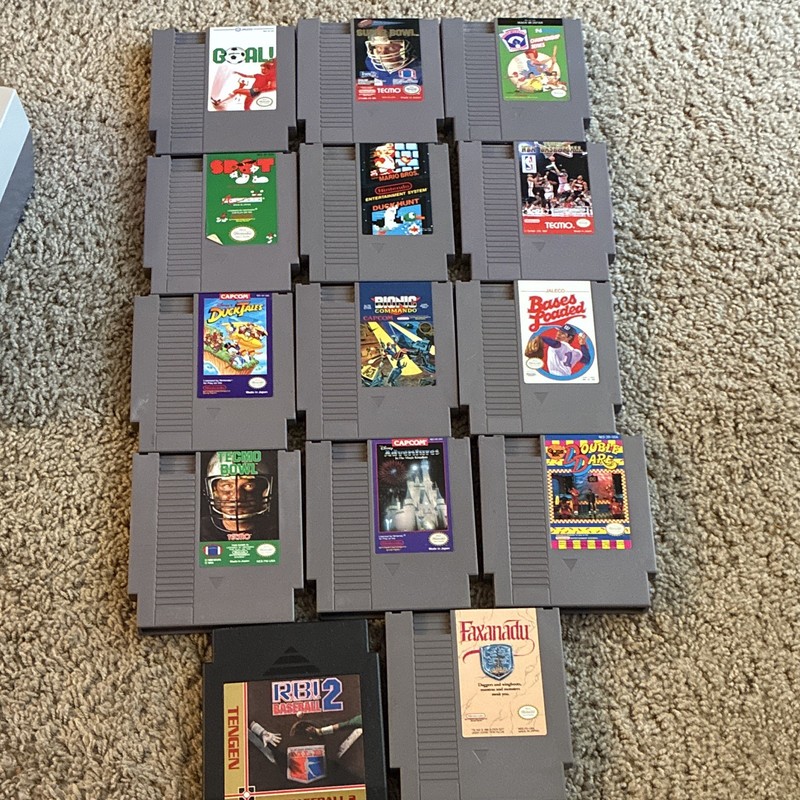 Nintendo NES Game Lot DuckTales Bionic Commando Tecmo Bowl Faxanadu (14)