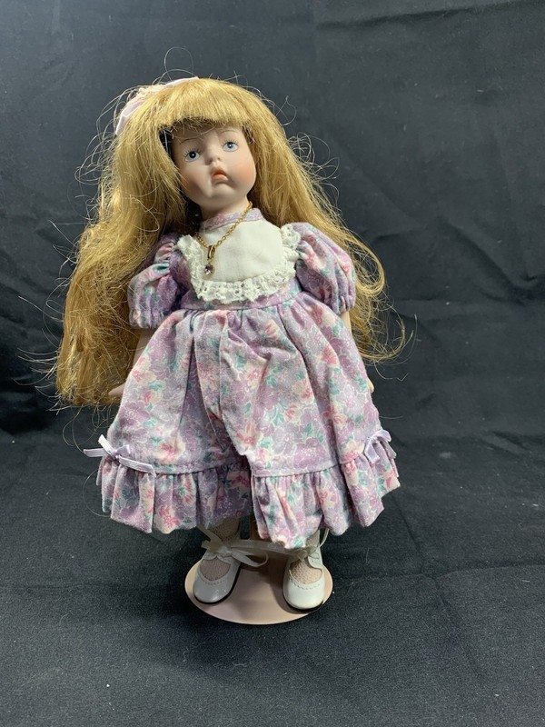 Bette Ball Porcelain Girl Doll Blonde Wavy Hair Floral Dress Shoes Display Stand