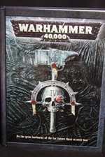 WARHAMMER 40,000 Hardcover Book copyright 2004 Very nice condition