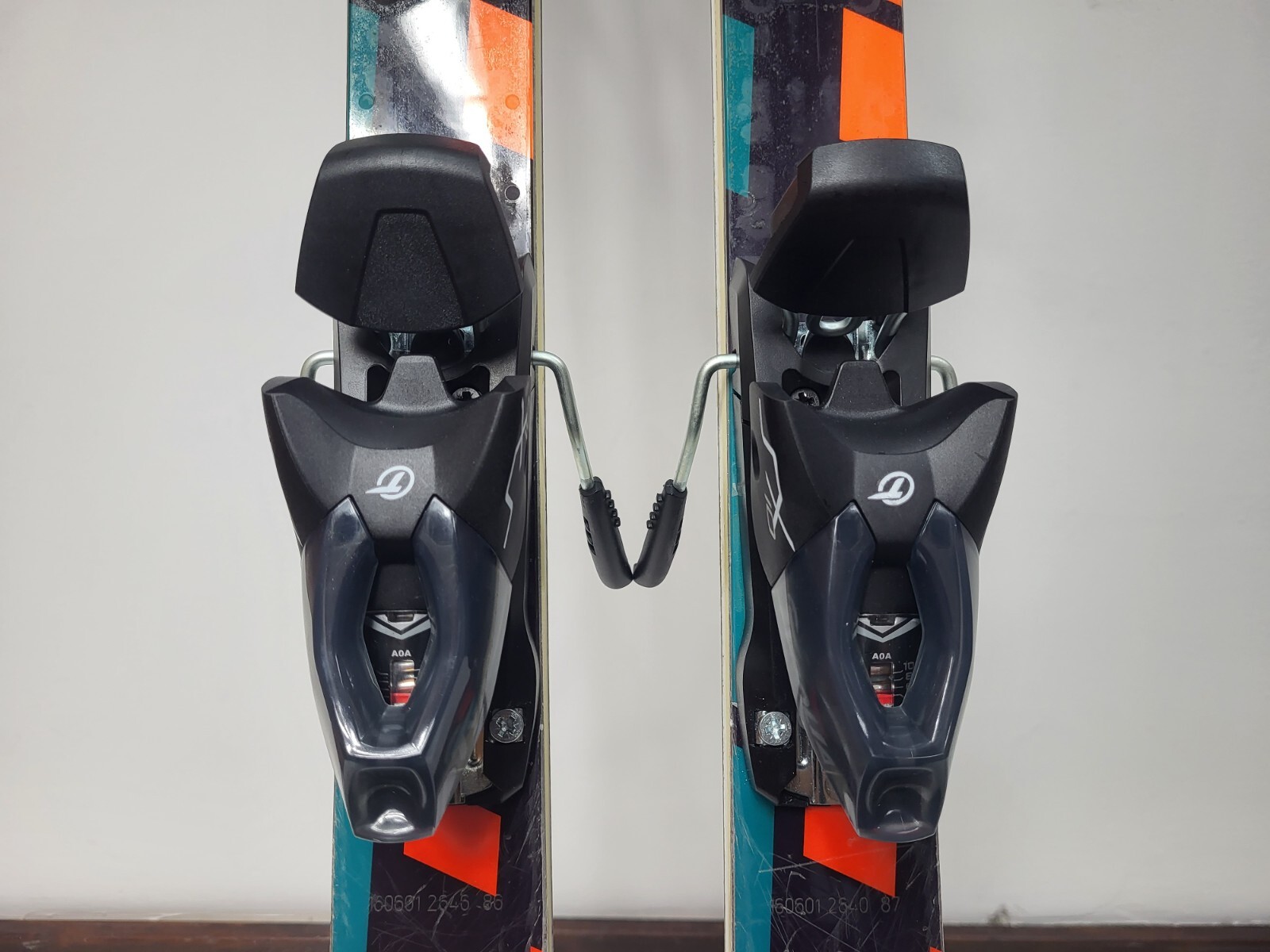 Sci Völkl Racetiger WC GS 183 cm + attacchi NUOVISSIMI Tyrolia SX 10 BSL UVO foto 6