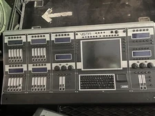 Jands Vista T2/T4 Digital Lighting Console Full Size(University Owned) No Dongle