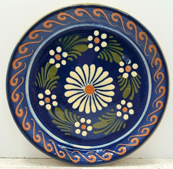 FOLK ART CLAY HAND PAINTED 8" BLUE ORANGE GREEN WHITE FLOWERS PLATE WALL ART
