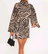 Pretty Little Thing Black Tan Camel Tiger Oversized Jumper Dress Size 4 NWT