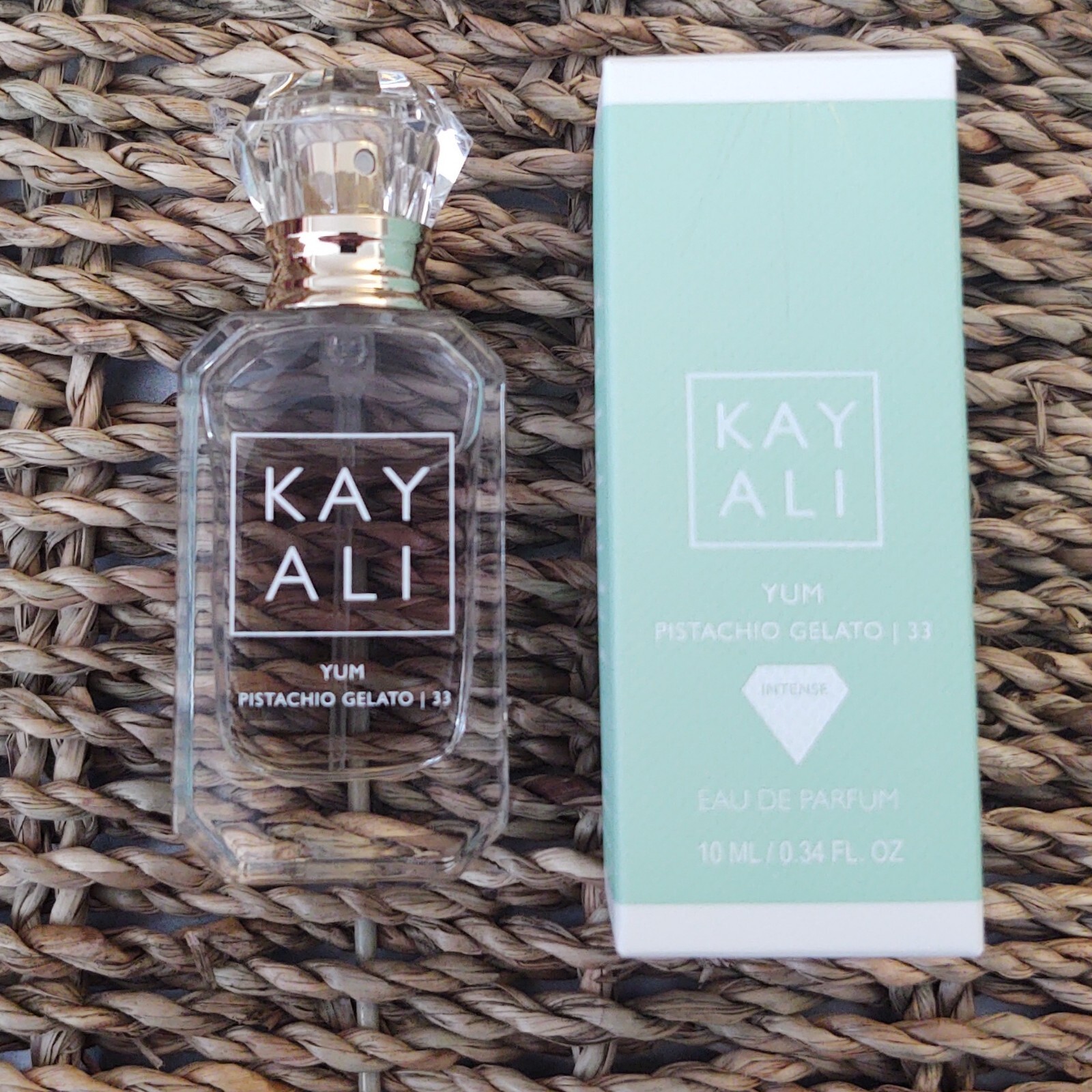 までの Kayali Yum Pistachio Gelato 50ml Sephora コスメ・