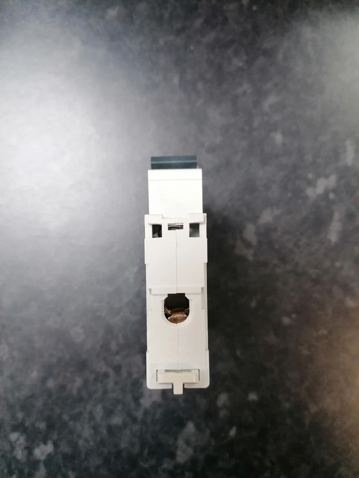 Square D MCB 20 Amp Single Pole Breaker Type B 20A SQO SQO120EB6 - Image 4 of 4