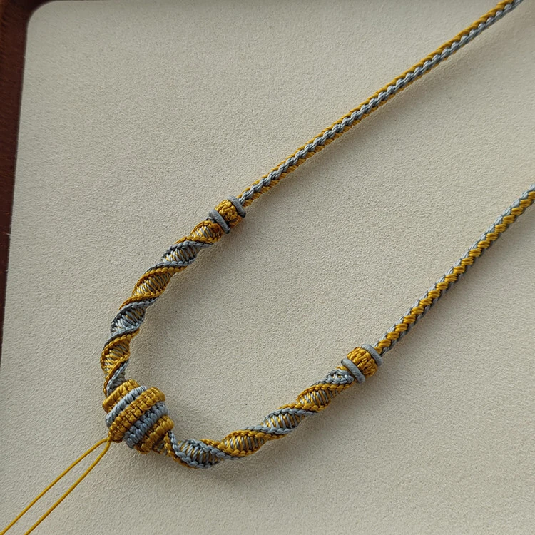Tejido a Mano 12 Hilos Cuerda Alta Calidad Colgante Collar 09A Foto 2 de 4
