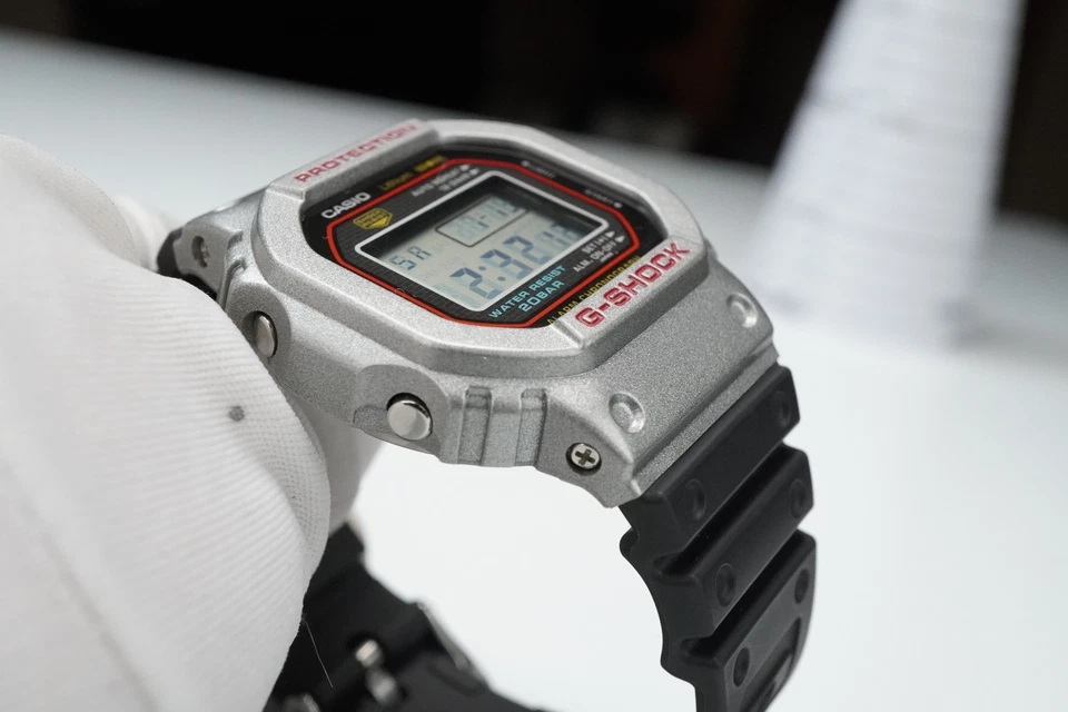 Casio G-SHOCK DW-5000R-1AJF, Rare Silver and Red Casio Bezel, JDM Import, MINT! - Image 4 of 4