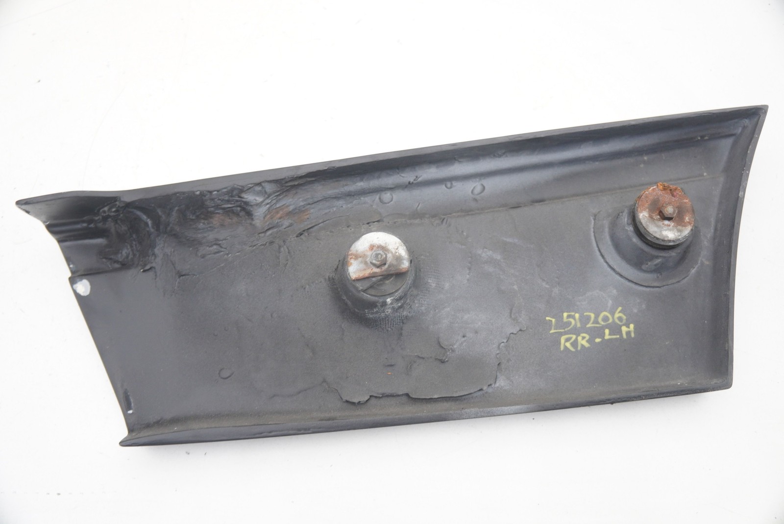 Rear Left Quarter Bumper Side Cover Panel Trim 60574500 OEM Ferrari Mondial 1985