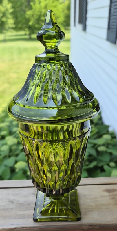 Vtg Indian Glass Footed Candy Dish w/Lid.  Mt. Vernon Pattern.  10" Tall. Green
