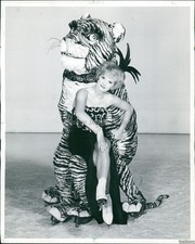 1966 Rik Mckinnon Dick Cooper In Shipstads Johnson Ice Follies Events 8X10 Photo