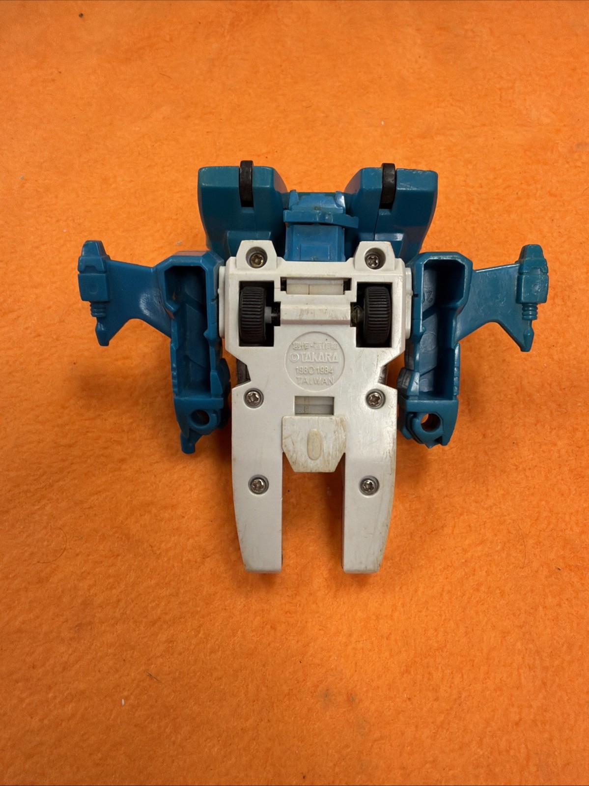 Vintage Hasboro Transformers LOT Of 7 AS IS INCOMPLETE FOR PARTS/REPAIR