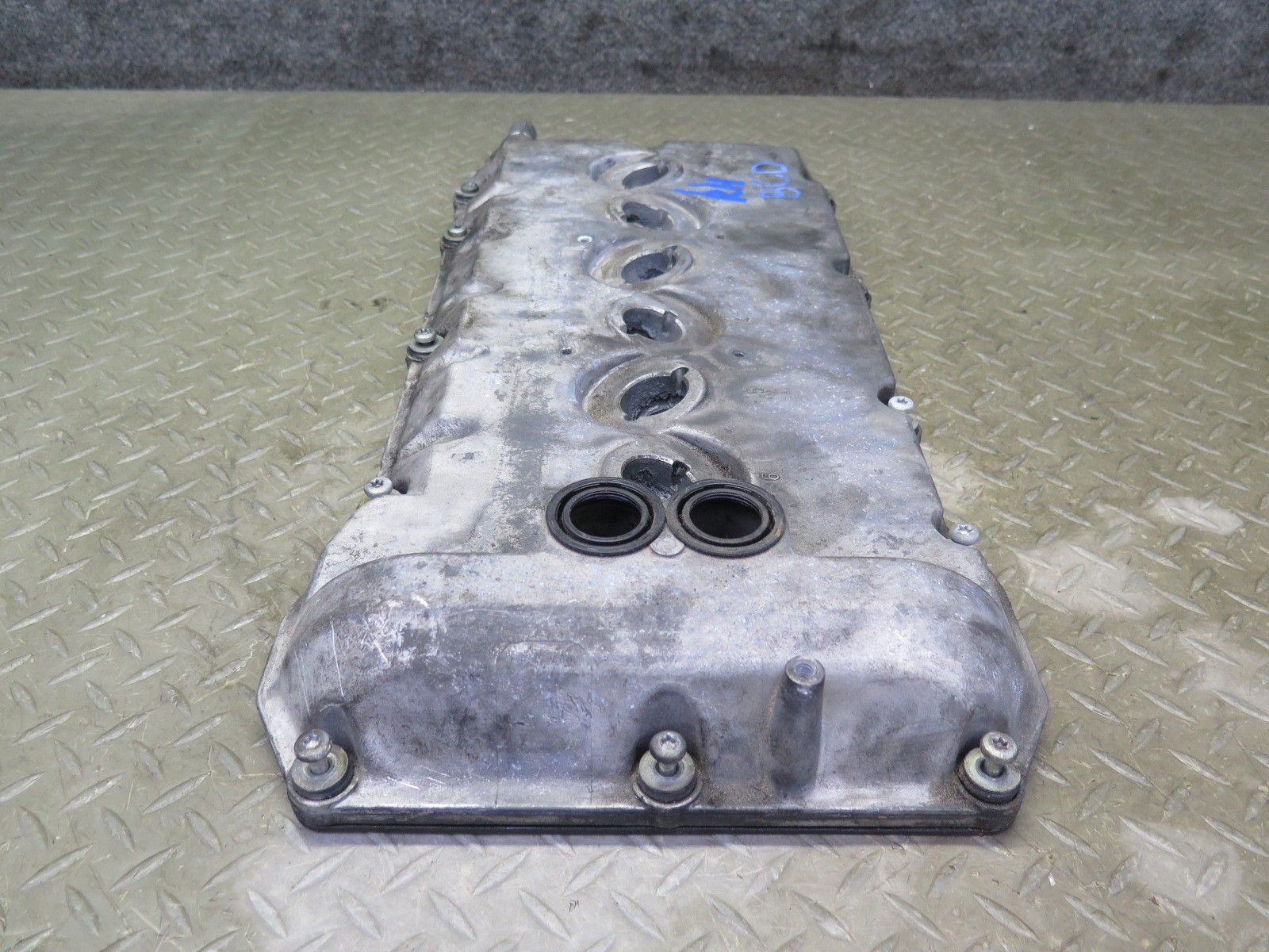 2006-2012 BENTLEY FLYING SPUR 6.0L ENGINE MOTOR RIGHT SIDE VALVE COVER