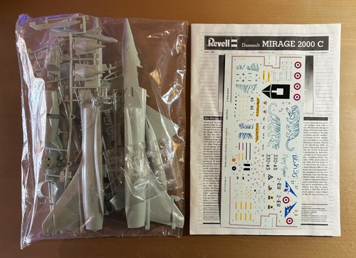REVELL 04505 - DASSAULT MIRAGE 2000 C - 1/48 PLASTIC KIT - Picture 5 of 5