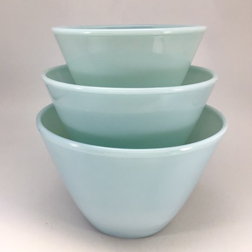 Fire King Turquoise Splash Proof Nesting Mixing Bowls Set Of 3 Vintage