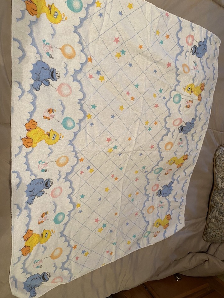 vintage-sesame-street-baby-receiving-2-blankets-big-bird-cookie-monster