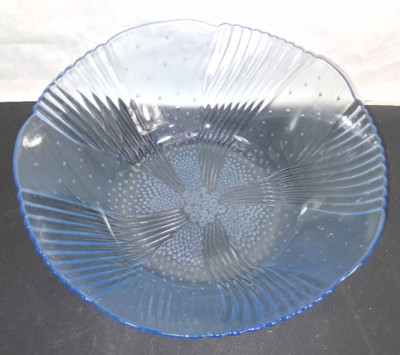 Vintage Libbey Harmony Ice Blue Serving Bowl Satin Strawberry Seed Blown Glass