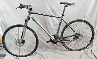 2012 Trek Dual Sport 8.3 Hybrid Bike 21