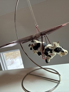 Vintage Flying Happy Jersey Cow Parasailing Hang Gliding Spring I"M AWESOME!!