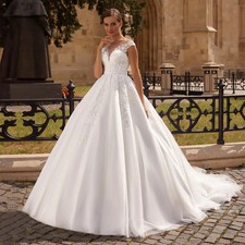 Elegant Tulle Lace Appliques Wedding Dresses Beadings Cap Sleeve Bridal Gowns