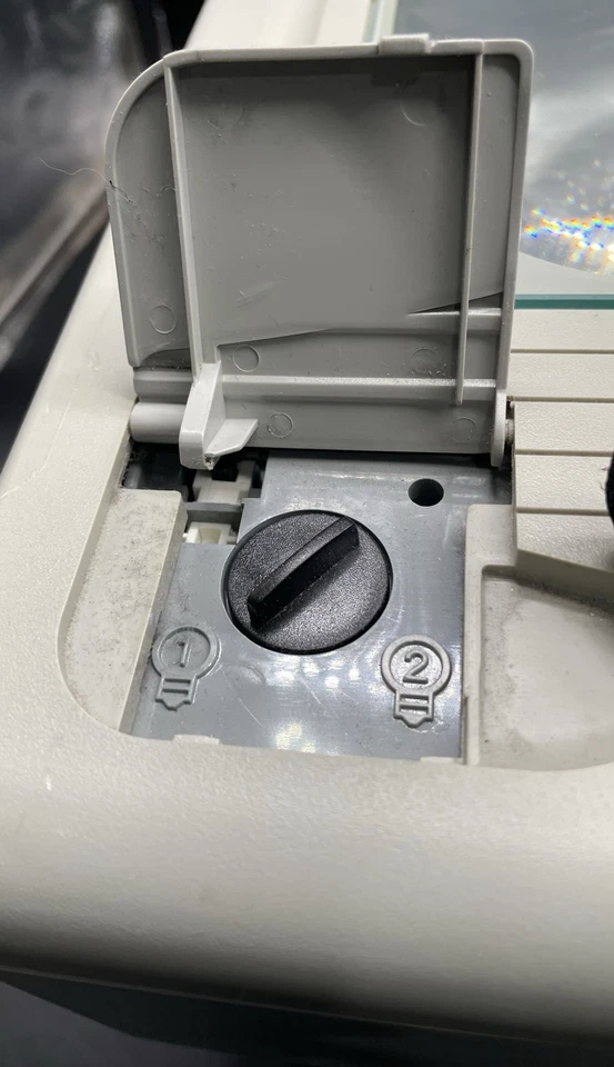 3M 1700 Overhead Transparency Projector Vintage Classroom Projection System - Image 2 of 4