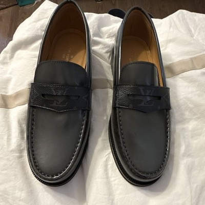 Louis Vuitton Men's Black Leather Slip-On Dress Loafers US 5 Round Toe