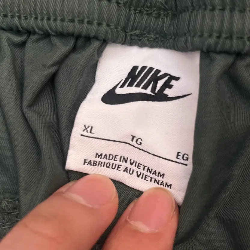 Nike Men's Pants Size 90 casual joggers thumbnail 5