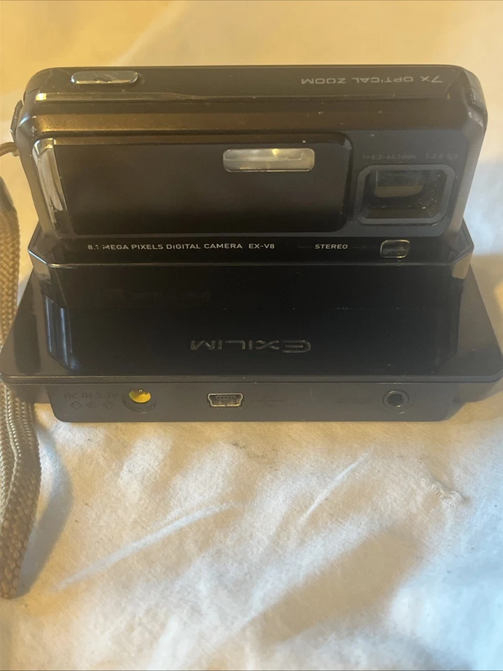 CASIO EXILIM EX-V8 Digital Camera W/ CHARGING BASE - Image 2 of 4