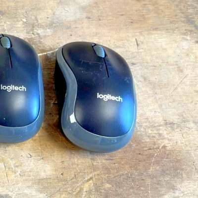 Logitech M185 Wireless Mouse 2.4GHz Swift Grey