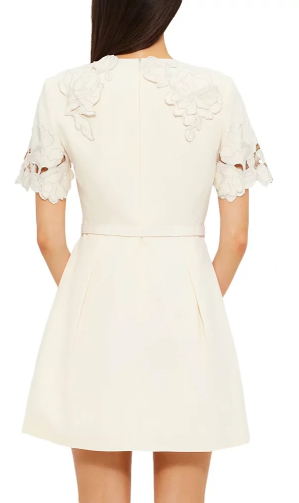white plus size a-line dress A-line Illusion Lace Long Sleeves Tulle Wedding Dresses Plus Size main image 1