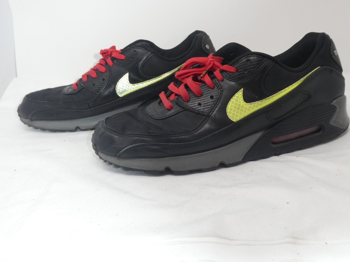 air max 90 city pack New York　27CM Nike Air Max 90 City Pack FDNY Review! - YouTube