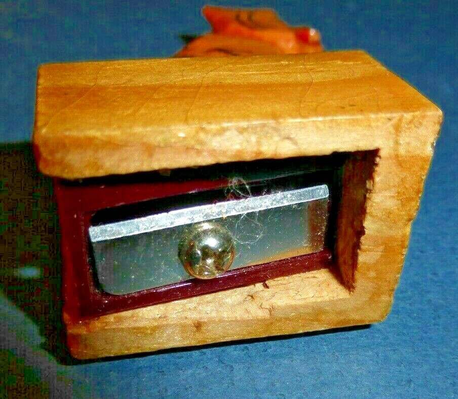 Vintage Carved Wood TIGER PENCIL SHARPENER Big Cat :) Figural Art