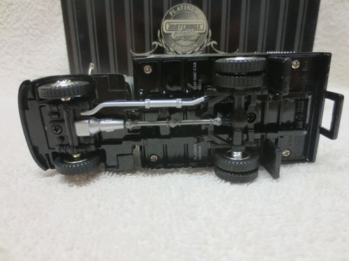 GMC COE MATCHBOX COLLECTORS GUILD PLATINUM EDITION 1:43 SCALE 92312-9996 - Bild 7 von 8