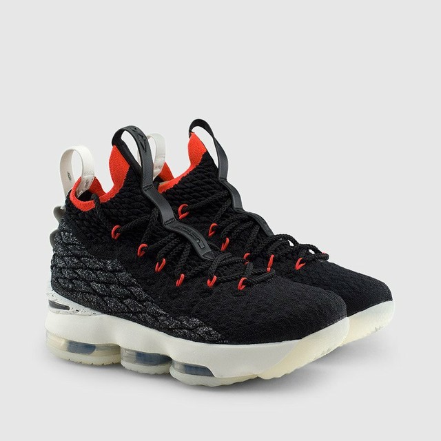 running spikes junior uk