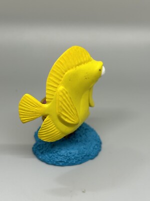 Disney FINDING NEMO Bubbles PVC Figure Cake Top Yellow Tang Fish