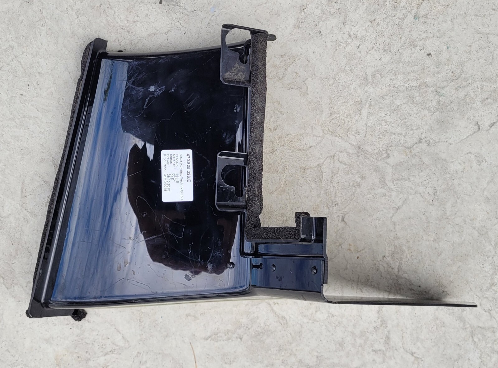 LAMBORGHINI AVENTADOR PASSENGER RIGHT RH AIR DUCT GUIDE CONVEYOR OEM 470825326E