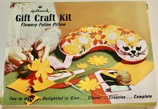 Hallmark vintage gift craft kit Flowery Feline Pillow