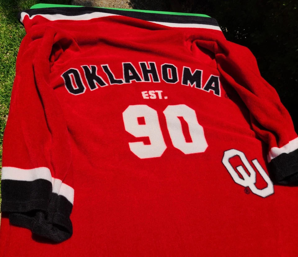 Manta Oklahoma Sooners GRANDE Manga Polar Colegial Acurrucada Cálida y Acogedora Foto 3 de 4