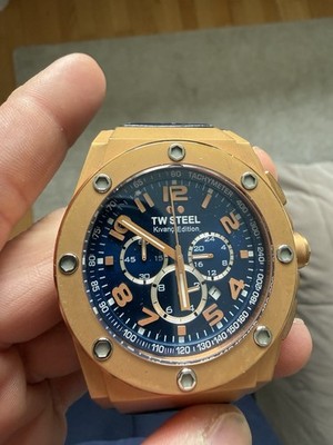 TW Steel CE 4004 Kivanc Tatlitug Edition, Rosévergoldet, 48mm