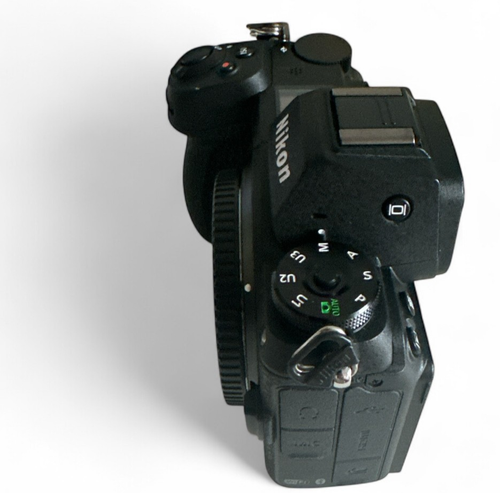 Nikon Z7 II + Z 24-70mm f/4 S Systemkamera Set 8.084 Auslösungen MwSt OVP - Bild 4 von 12