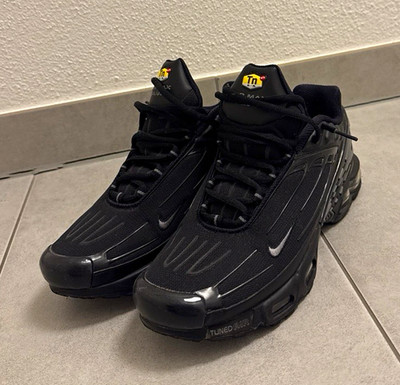 Nike Air Max Plus Herren Sneaker Schwarz EU 44 US 10 Low Top JF6319-001