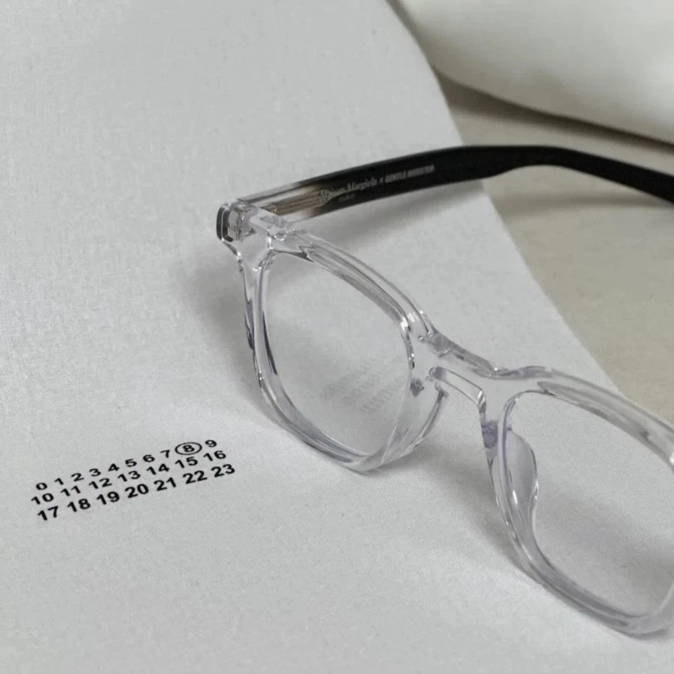 Gafas de sol Gentle Monster x Maison Margiela MM010 negras transparentes degradadas Foto 4 de 4