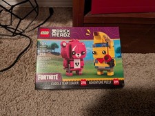 LEGO Fortnite Brick Headz Cuddle Team Leader And Adventure Peely GWP #40760