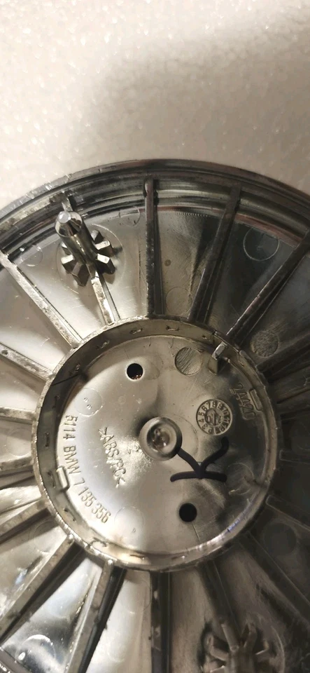 Emblema insignia maletero trasero BMW 750Li 760Li 750i 2006 2007 2008 OEM 51147135356 Foto 3 de 3