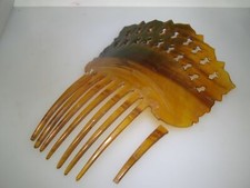 ELEGANT VINTAGE 1930-40'S ERA ORNATE BAKELITE HAIR COMB 