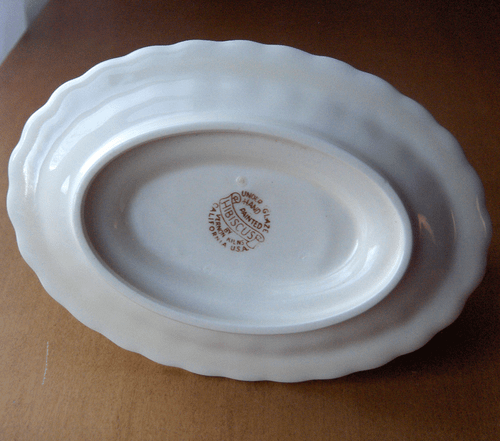 Vernon Kilns Hibiscus gravyboat~hand tinted transferware design~Pristine-NR! - Picture 4 of 5