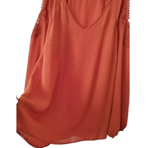 ️Lovely F&F Brick/Long Sleeve/Cold Shoulder/Lace Detail Top/Slimming