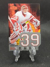 2007-08 Ultra Flair Showcase Hot Numbers Dominik Hasek #HN5 Detroit Red Wings