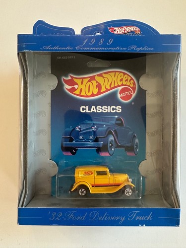 Hot Wheels Collectors Favorite Models 30 Years '32 Ford Delivery Truck
