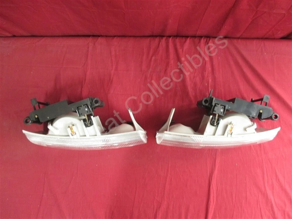 Nuevo de Lote Antiguo OEM Chrysler New Yorker Lámpara de Cabeza Luz 1995 - 96 PAR Foto 2 de 4