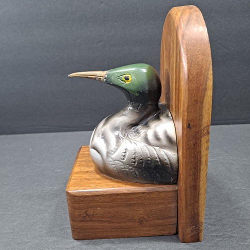 Vintage Set Of 2 Heavy Bookends Painted Bronze Ducks On Dark Wood Frame - Picture 11 of 18